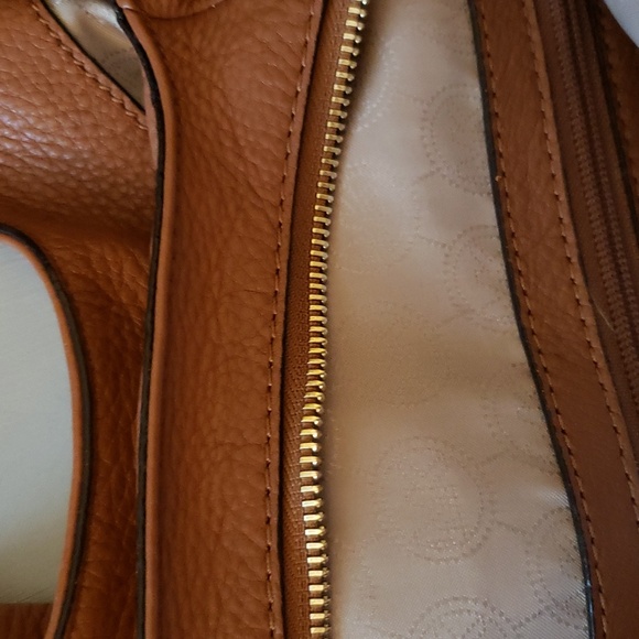 Michael KORS Fulton Large leather purse NWOT - Picture 5 of 11